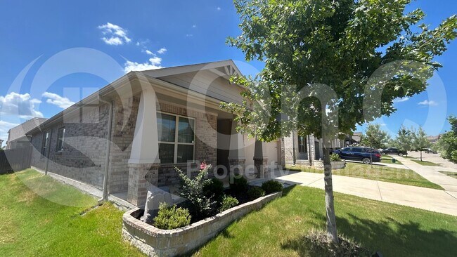 Building Photo - 3804 Arroyo Trl