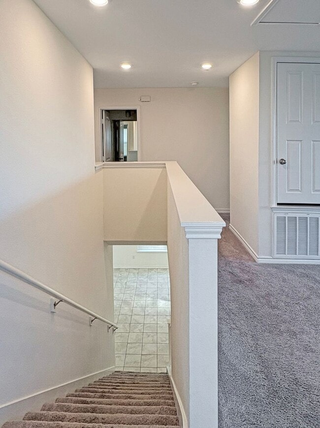 Building Photo - Contemporary Living in Seguin – Over 2,400 Sq Ft of Comfort