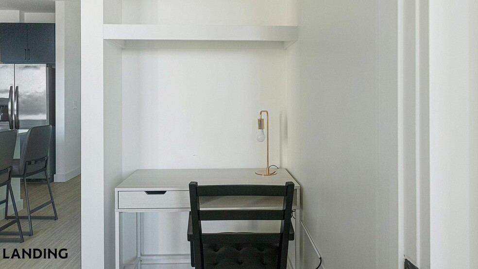 Building Photo - 1007 S Mint St