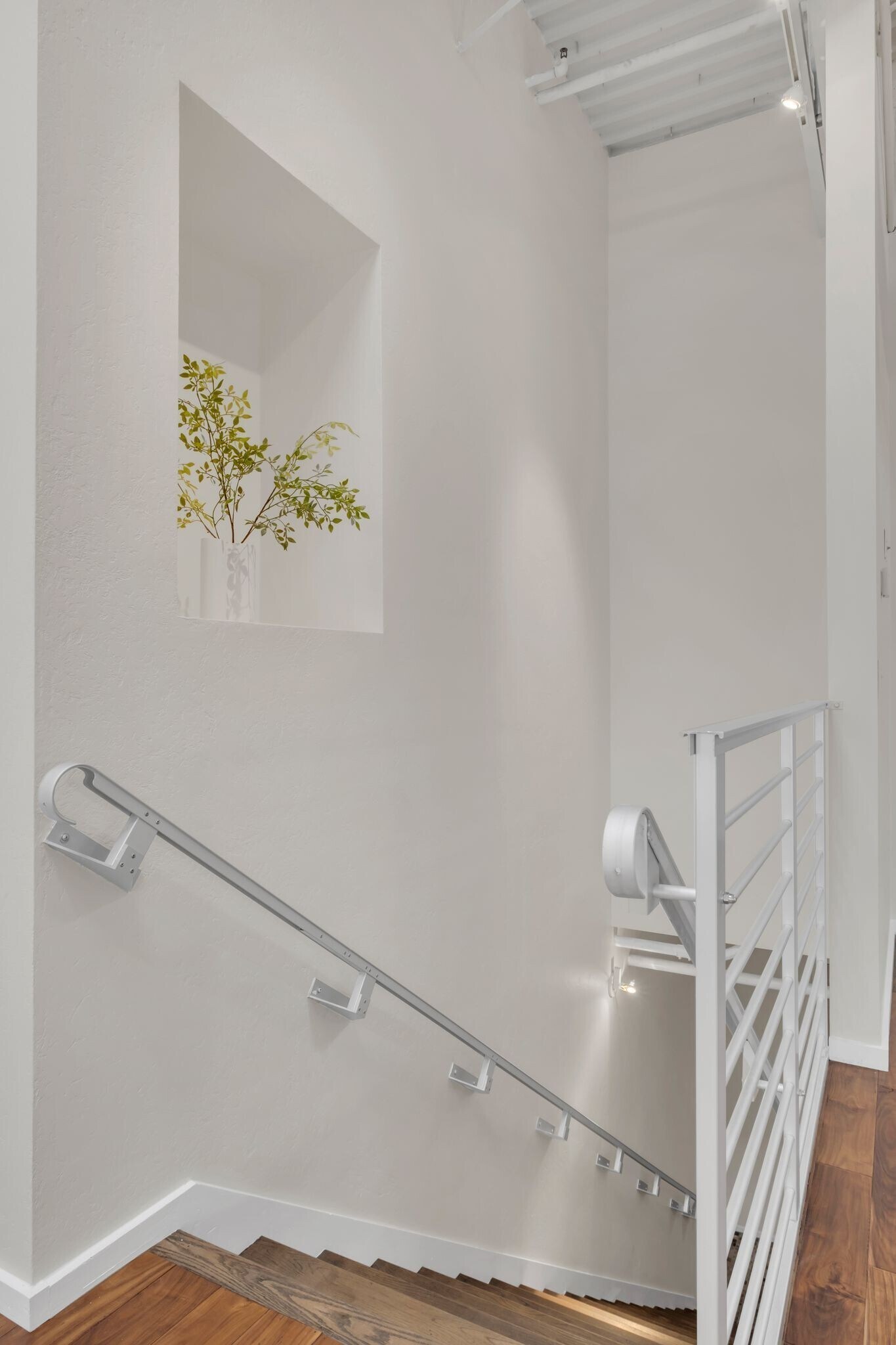 Building Photo - 309 Church St