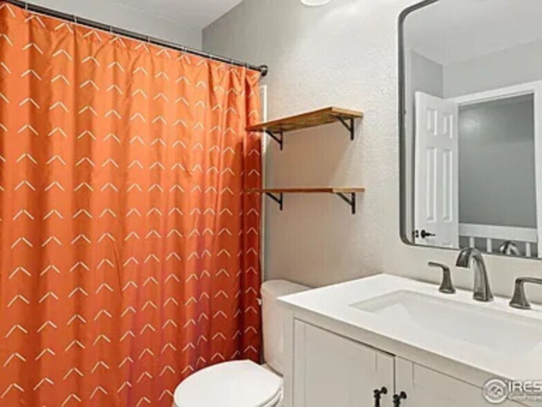 Building Photo - 11951 E Kepner Dr