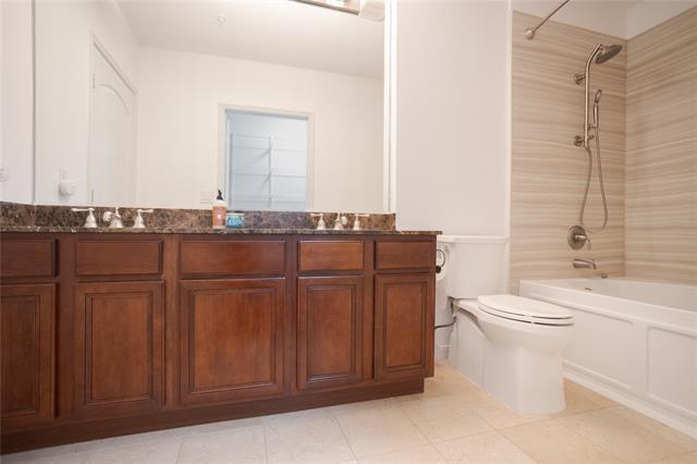 Building Photo - 3225 Turtle Creek Blvd Blvd