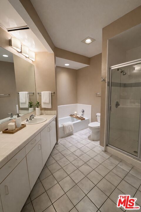 Building Photo - 12211 Idaho Ave