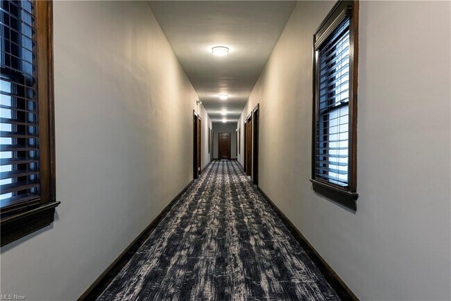 Building Photo - 10429 Clifton Blvd