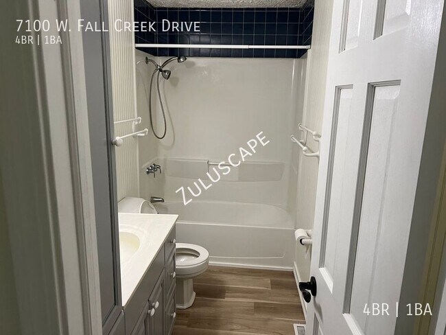 Building Photo - 7100 W Fall Creek Dr