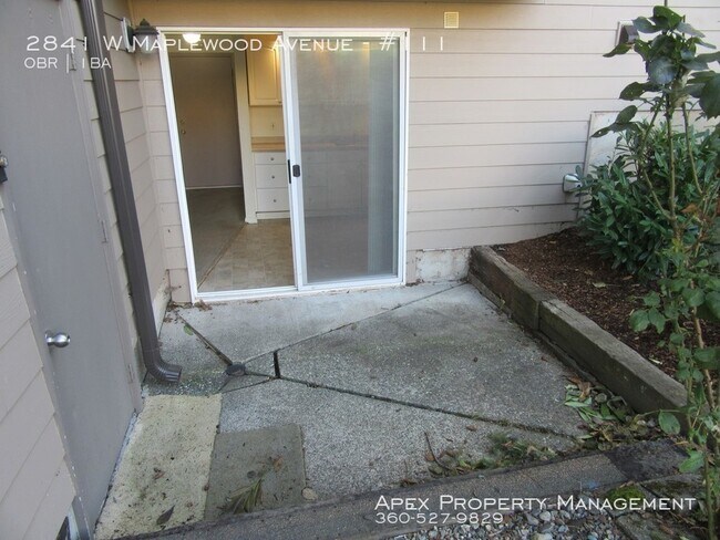 Building Photo - NORTH BELLINGHAM - Robin's Nest