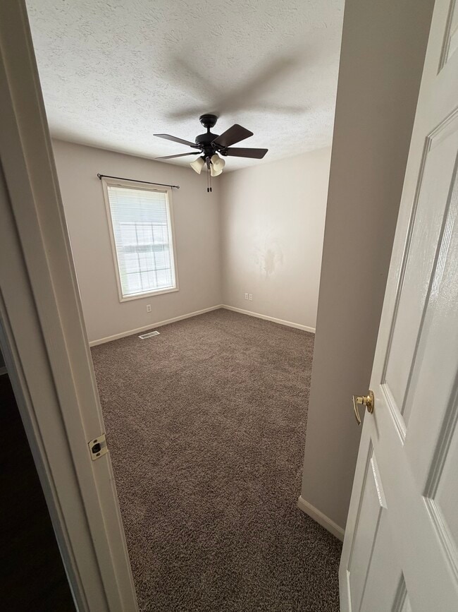 Building Photo - 5677 Maple Ln
