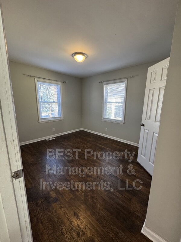 Building Photo - 1305 Norris Ave