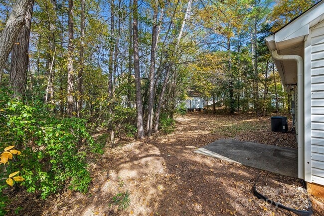 Building Photo - 12216 Lullingstone Rd