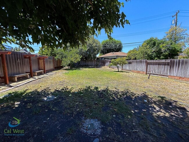 Building Photo - 3174 Colfax Ct