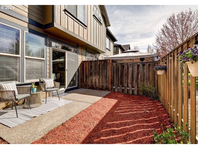 Building Photo - Evergreen Park Townhouse