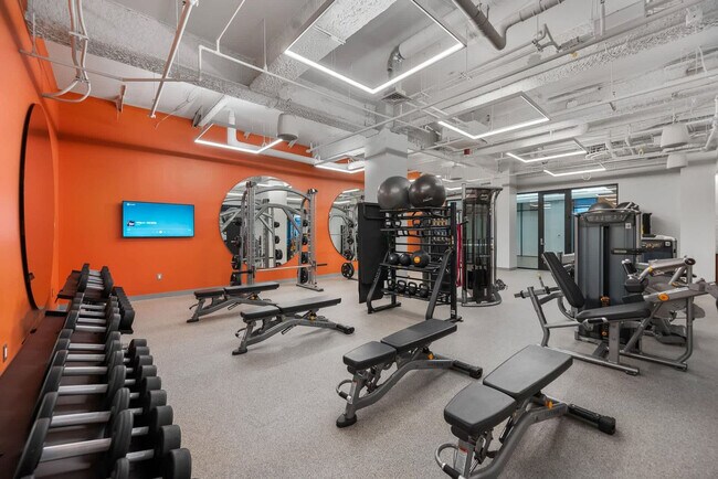 Building Photo - 60 Kilmarnock St