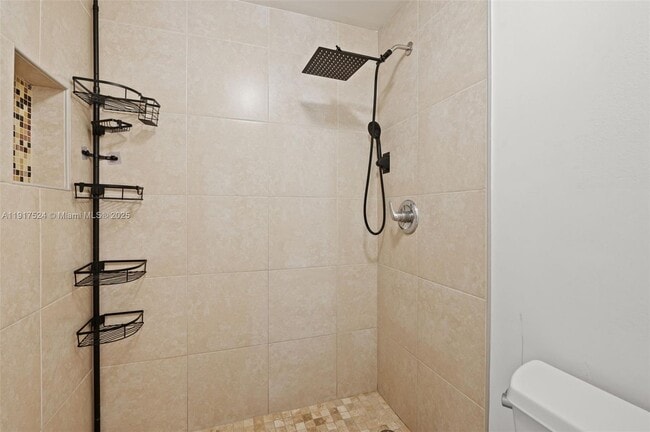 Building Photo - 1017 NW 124th Ave