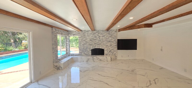 Building Photo - 433 S Oak Grove Cir