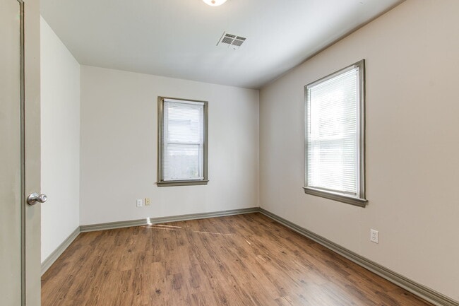 Building Photo - 2448 NW 42nd St