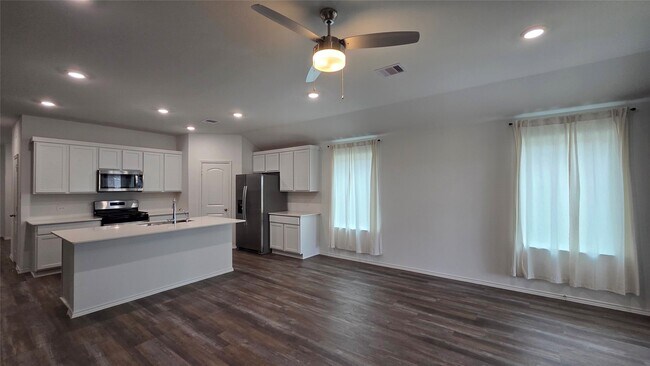 Building Photo - 6110 Ginevra Summers Dr