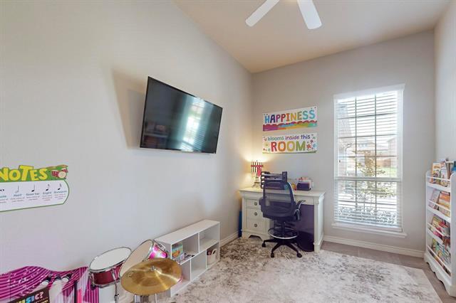 Building Photo - 997 Shady Lane Drive