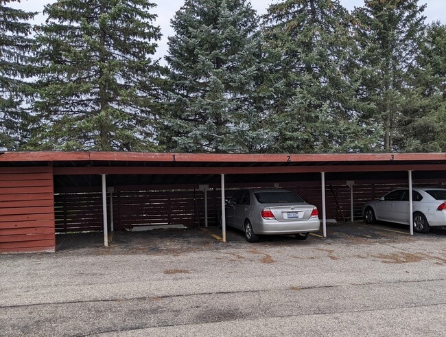 Building Photo - 8040 S Westnedge Ave