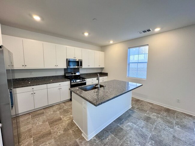 Building Photo - BRAND NEW 3 bedroom Willow Springs home av...