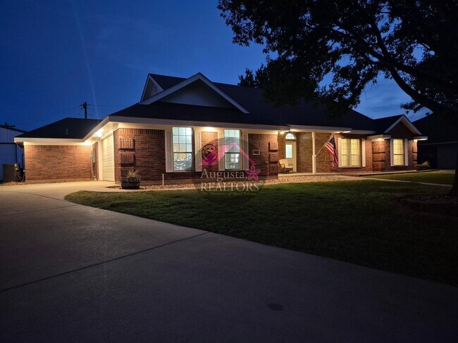 Building Photo - 5001 Crystal Creek