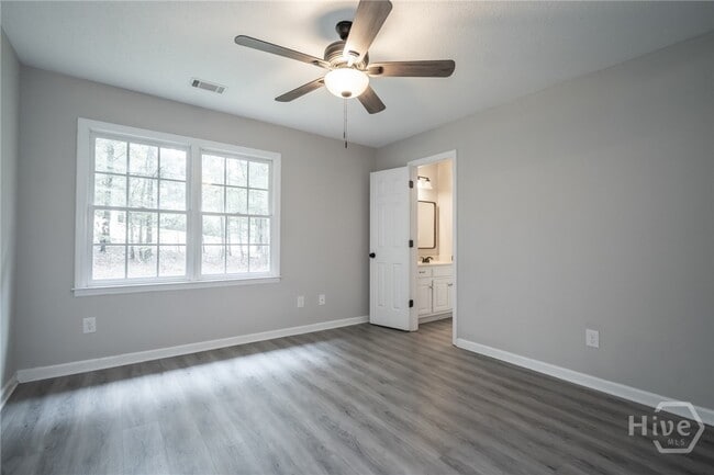 Building Photo - 2400 Rays Church Rd