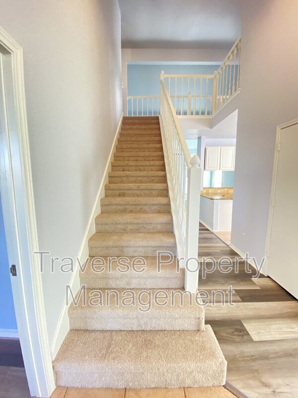 Building Photo - 4150 Briar Hill Dr