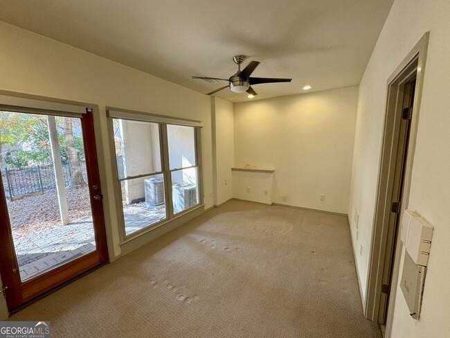 Building Photo - 1327 Peachtree View NE