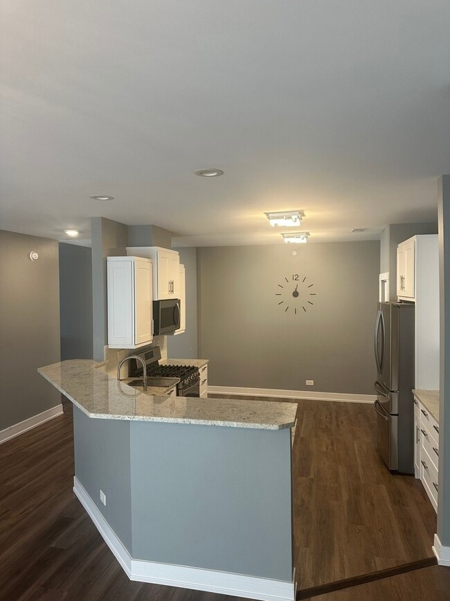 Building Photo - 10201 Mulberry Ln