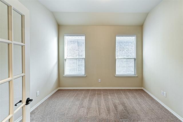 Building Photo - 10121 Waterstone Way
