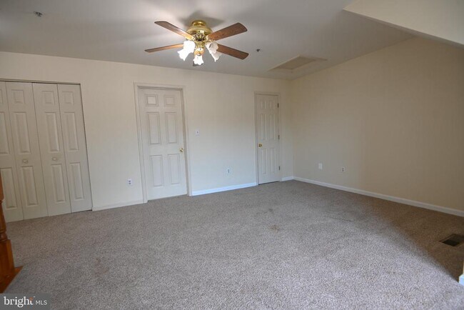 Building Photo - 6503 Polynesian Ln