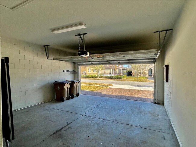 Building Photo - 2712 Vermillion Ct