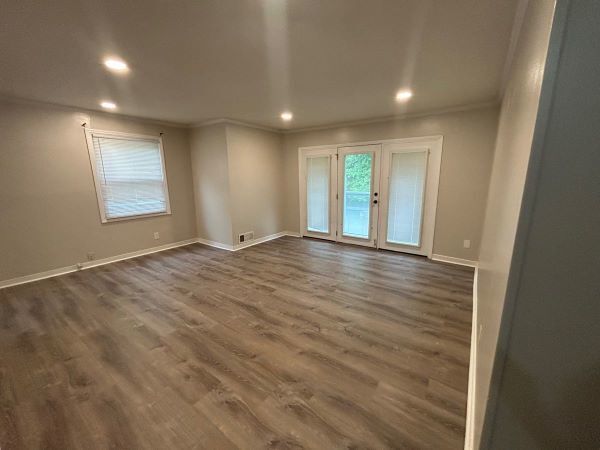 Building Photo - Oak Ridge 3bd/1ba Ranch