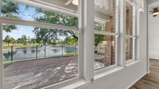 Building Photo - 22626 Fanwick Dr