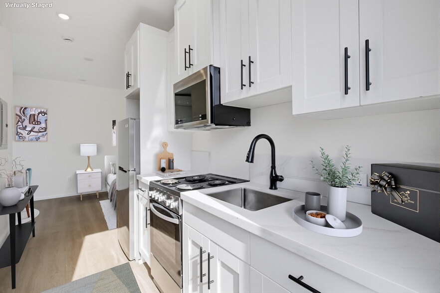 Studio #205 - Twelve @ J