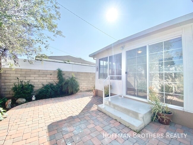 Building Photo - 4162 Alla Rd