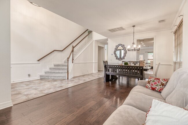 Building Photo - Beautiful Walker Ranch 2 Story Home. This location is fabulous, located off Bitters and Blanco