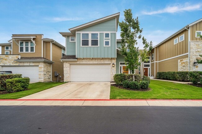 Building Photo - 1408 Casa Dr