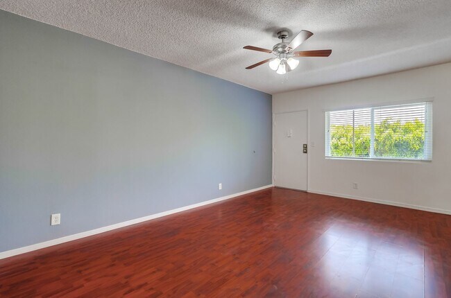 Interior Photo - Apartment Building in Park Mesa Heights with Laundry On-Site and Parking