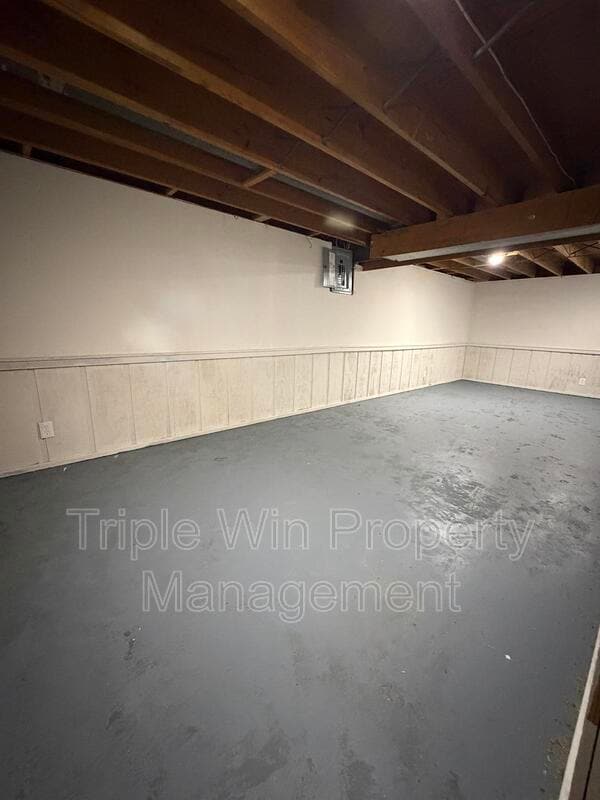 Building Photo - 1265 Central Pkwy