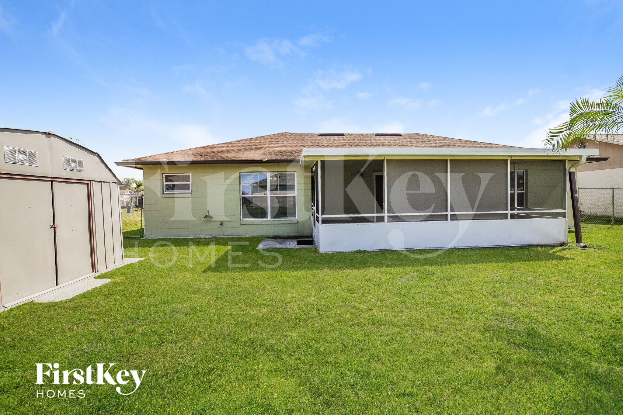 Building Photo - 585 Koala Dr
