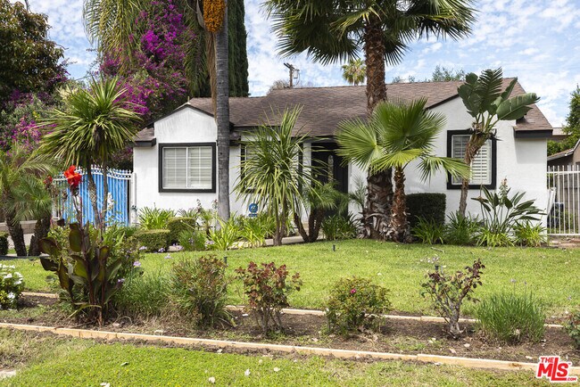 Building Photo - 14843 Morrison St