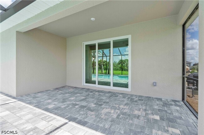 Building Photo - 15077 Jadestone Dr