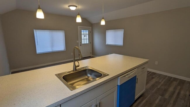 Building Photo - 3973 Hayesville Dr NE