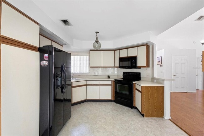 Building Photo - 1530 Larks Nest Ct