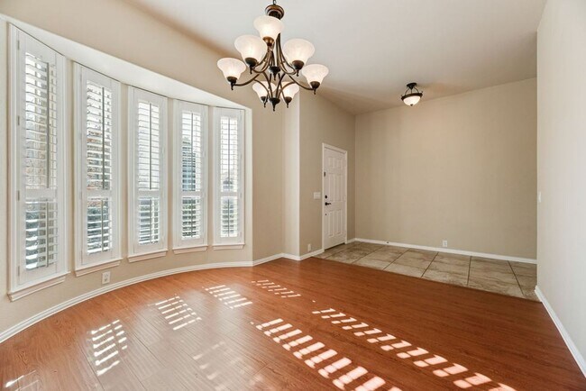 Building Photo - Luxury Living at FairWays North at Westridge