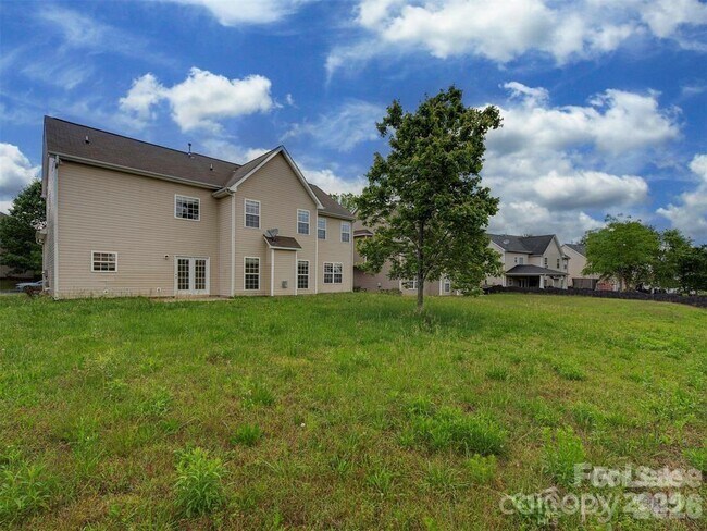 Building Photo - 5607 Fulton Ridge Dr