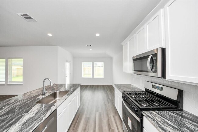 Building Photo - 31206 Kenswick Grove Ln