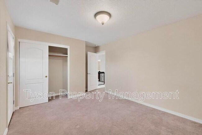 Building Photo - 8523 Waterford Pl NE