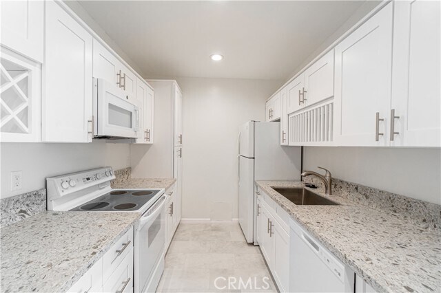 Building Photo - 314 Miraleste Dr