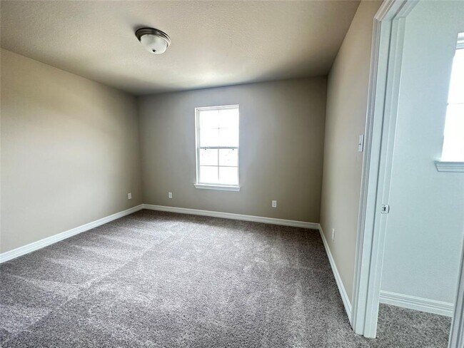 Building Photo - 7239 Grand Mason Dr